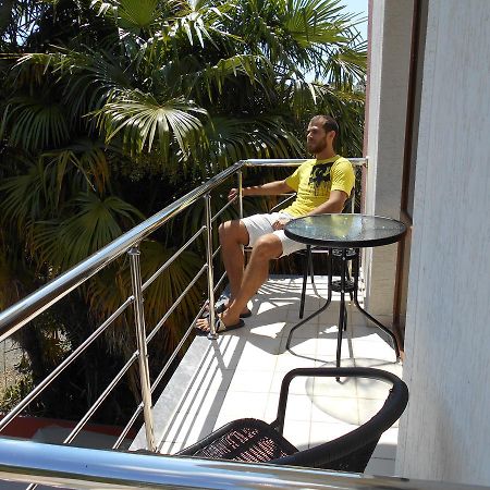Hotel Amrita Soukhoumi Extérieur photo